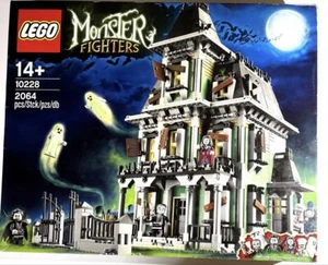 LEGO 10228 Monster Fighters Haunted House Toy Block Halloween Ghost Construction - Picture 1 of 8