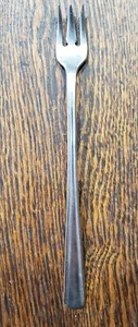 Antique Oneida Hotel Plate Cocktail Fork 6" - Pickle Olive Seafood Fork - Picture 1 of 8