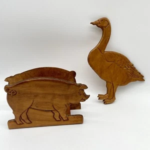 Vtg Wooden Carved Pig Napkin Holder Stand Goose Wall Farmhouse Kitsch Kitchen - Picture 1 of 15