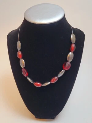 Collar/gargantilla de metal plateado color ámbar acrílico vidrio herrajes   Foto 1 de 4