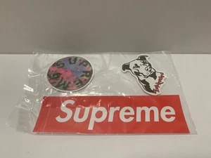 Supreme Pegatinas Caja Logo Pitbull Swirl SS20 Lote de 3  - Imagen 1 de 2