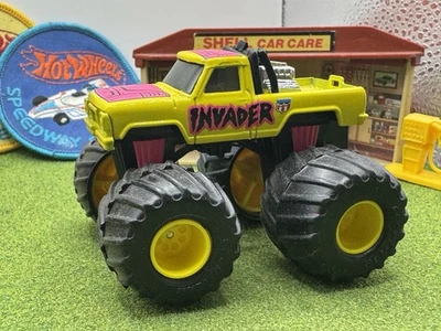 1993 Matchbox Monster Wars Invader Vintage RARE Monster Truck Blue NM USHRA - Image 1 of 4