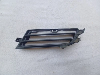2012-2015 BMW 650I FRONT BUMPER GRILLE DRIVER SIDE WITHOUT M PACKAGE 51117211473 - Image 1 of 4