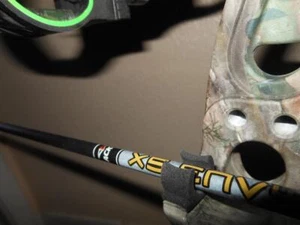NEW SILENT QC DROP AWAY ARROW HOLDER GUIDE UNIVERSAL ALL REST & BOWS USA VAPOR - Picture 1 of 7