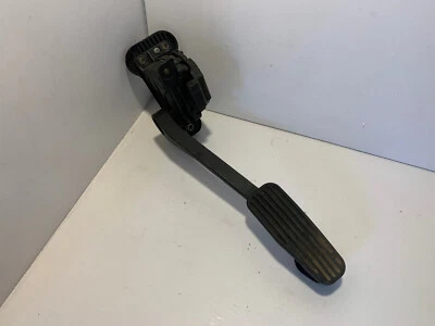 2002 VOLVO V70 ACCELERATOR PEDAL 9496822 - Image 1 of 4