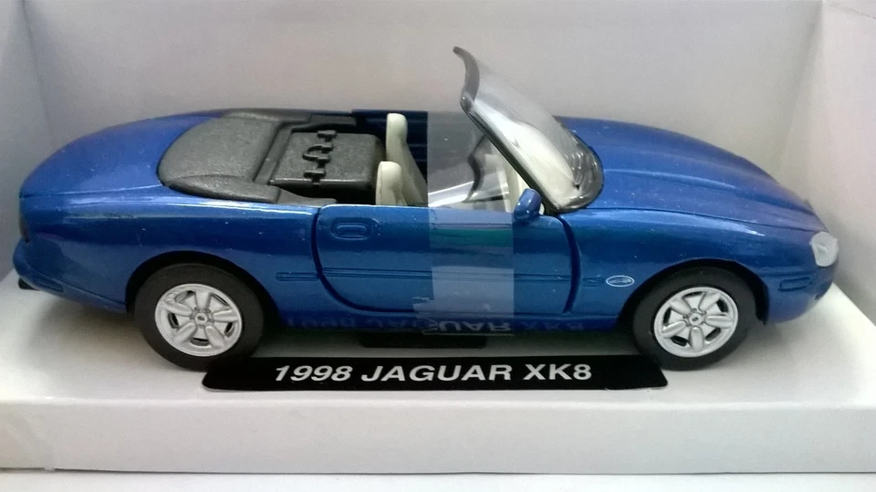 TOY TIME 1:32 JAGUAR XK9 1998 BLU METALLIZZATO PULL BACK RETROCARICA ART 0981 - Immagine 1 di 1