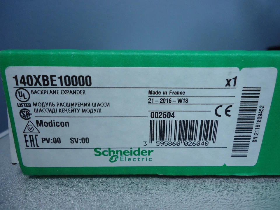 140XBE10000 Plc Schneider Electric / Modicon Quantum Backplane Expander NUEVO - Imagen 1 de 1