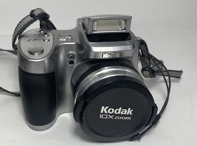 Kodak EasyShare Z740 5.0MP Digital Camera - Silver - FOR REPAIR OR PARTS ONLY! - Image 1 of 4
