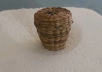 Vintage Wabanaki Ash Sweetgrass Button Thimble Baskets MicMac / Penobscot w/Lid - Image 1 of 4