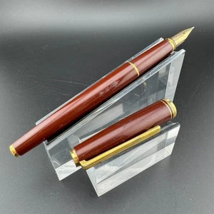 Pilot Deluxe Burgund Harz Füllfederhalter 14K Gold Medium Feder 5-92 - Bild 1 von 13