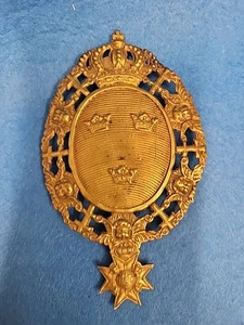(962)  goldfarbendes Emblem Zierrat Königreich Schweden für Pickelhaube 1843 - Bild 1 von 11