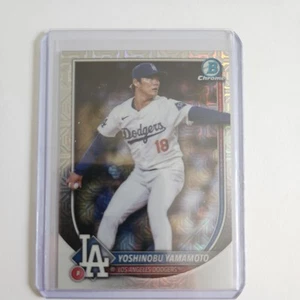 2025 Bowman Chrome Yoshinobu Yamamoto MOJO REFRACTOR #18 LA Dodgers - Picture 1 of 2