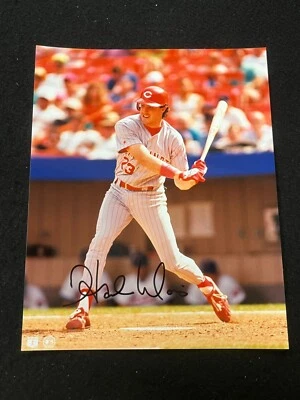 HAL MORRIS SIGNED 8 x 10 PHOTO REDS - Image 1 of 2