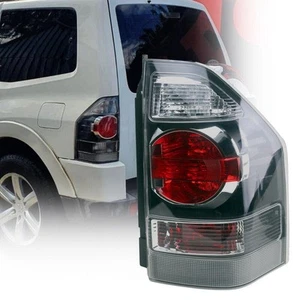 Pair Rear Tail Lights Lamps For Mitsubishi Montero Pajero Shogun 2003-2006 LH+RH - Picture 1 of 1