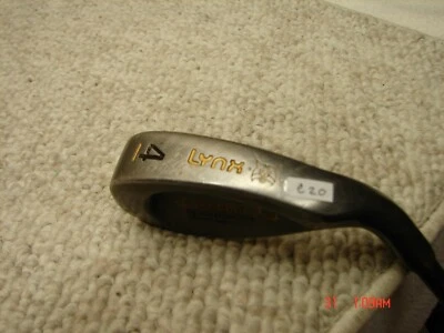 * Утюжок Lynx Predator G #4 предназначен для графитовой рукояти женской правой руки #C20 - Изображение 1 из 4