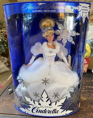 1996 年迪士尼灰姑娘假日公主芭比娃娃美泰 #16090 — 第 1/4 张图片