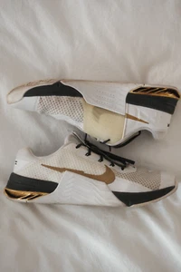 Custom Nike Metcon 6 White, Black, and Gold Colorway Men's Size 8.5 - Picture 1 of 6