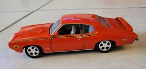 1969 Judge GTO Pontiac scale 1:24 Ram Air IV model car (1 missing part).