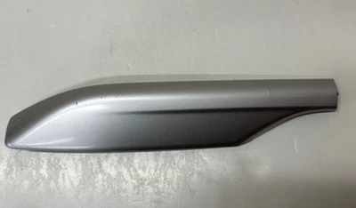 Nissan Rogue 2015-2019 Roof Rack Rear Cap Right 738725HA1A - Image 1 of 4