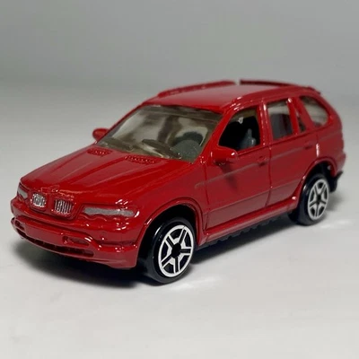 MotorMax #6025 BMW X5 1:64 Diecast Diorama Model SUV Red - Image 1 of 4