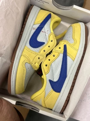 Talla 9c Travis Scott Air Jordan 1 Low OG SP Canary DZ5908-700 TD Foto 1 de 4