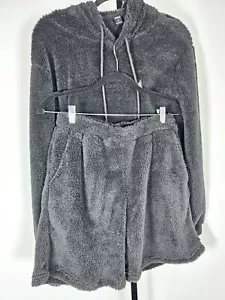 SHEIN Fuzzy Set due pezzi con cappuccio manica lunga corta - Nero - TG SM - Foto 1 di 12