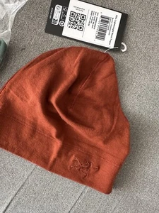 Arc’teryx Rho Wool Lightweight Toque Beanie S/M Orange - Picture 1 of 7
