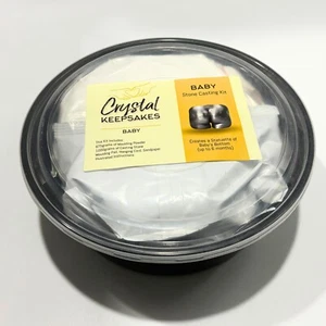 Baby Bottom Casting Kit. 100% Safe. Suitable for Baby Bottoms up to 6 Mths old. - Picture 1 of 4