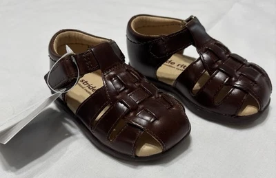 Stride Rite ребенка ясельного возраста Baby коричневый кожаный гуппи рыбака сандалии 4,5 M новый в коробке - Изображение 1 из 4