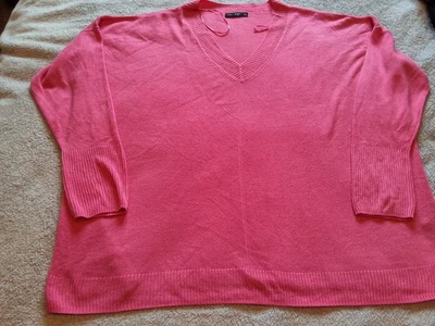 Ladies Pink Vneck Softknit Jumper Size 22 - Image 1 of 4
