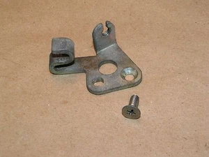 HONDA CL360 CL 360 CARBURETOR THROTTLE CHOKE CABLE HOLDER BRACKET - Picture 1 of 2