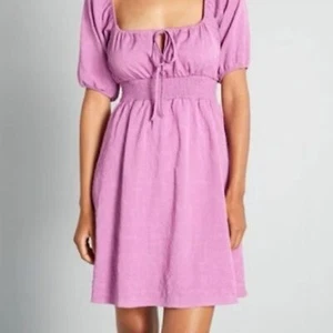 Modcloth Kleid Damen 4x gepresst für Blumen Babydoll Kittel Prärie Blumen Mini - Bild 1 von 10