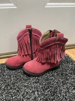 Botas occidentales Smoky Mountain para niñas pequeñas rosa con flecos Hopalong punta redonda (8T) Foto 1 de 4