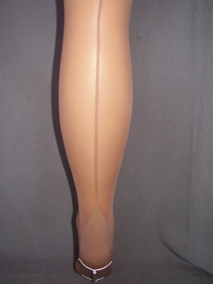 Silky Scarlet Seamer Tights Flesh Nude Womans 20s 40s Period Hosiery Medium