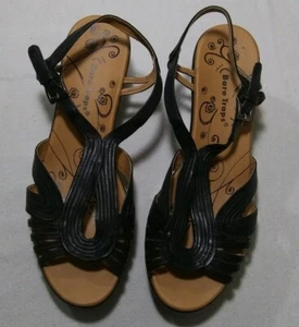 Bare Traps Womens Derica 9.5M Black Faux Leather Platform Sandal 2.5" Wedge Heel - Picture 1 of 6