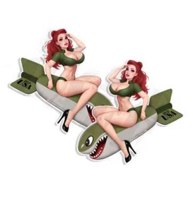 Calcomanías de camión artísticas Blown Away pin up sexy vintage Segunda Guerra Mundial para bebé nariz de camión paquete de 2 - Imagen 1 de 3