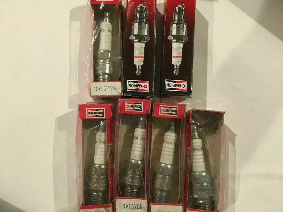 Vela de ignição Champion RV15YC6 #79 cobre mais pacote com 7 velas - Imagem 1 de 1