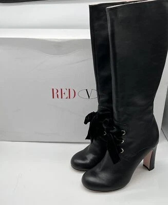 Bota con cordones de tacón alto hasta la rodilla de cuero negro Valentino roja con cremallera interior talla 39 Foto 1 de 4