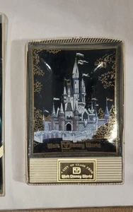 Vintage Walt Disney World Glass Trinket Tray Ashtray Cinderella Castle - Picture 1 of 1