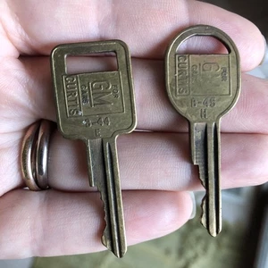 Vintage GM Set of Car Keys For GM Cars Curtis B-44 E and B-45 H General Motors - Picture 1 of 2