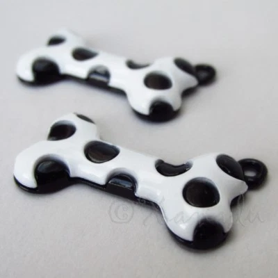 Оптовые черно-белые эмалированные подвески Dog Bone 30 мм C4280 — 2, 5 или 10 шт. - Изображение 1 из 3