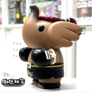 UNBOX MUAY THAI ELFIE XL ORO NEGRO Tailandia Coleccionables Limitados Figura Nueva - Imagen 1 de 5