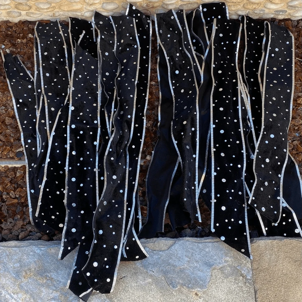 New Black Velvet Silver Sequin Pre-Cut Wire Ribbon. Various Sizes 22 pieces. - Image 1 of 4