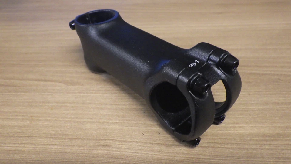 UNBRANDED ALUMINIUM STEM, 1-1/8 X 90MM X 31.8 , NEW, BLACK - Image 1 of 1