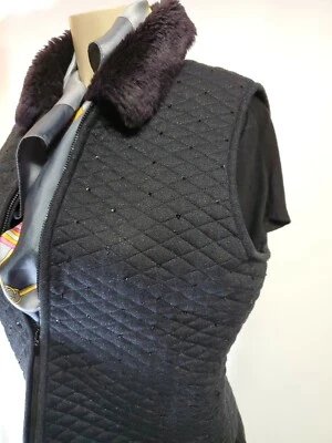 Marisa christina Womans Sleeveless faux fur trimmed colar quilted black jacket M - Image 1 of 4