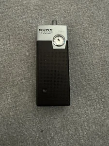 James Bond 007. You Only Live Twice. Sony Automatic Tuning 2FA-24W Radio - Zdjęcie 1 z 4