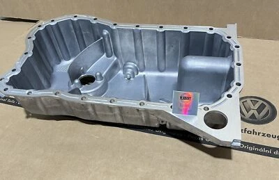 VW Golf MK4 R32 Engine Oil Sump Pan Genuine New OEM Part - Image 1 of 4