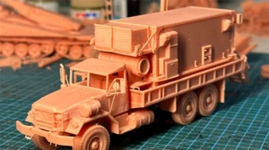 1/72 Patriot Air Defense Missile System Command Vehicle Unpainted Kit - Picture 1 of 7
