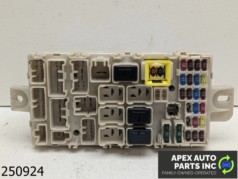 OEM 2014-2015 Mitsubishi Mirage 1.2L CABIN FUSE BOX - Image 1 of 4