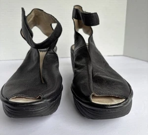 Fly London Schuhe Leder Peeptoe Keilabsatz Sling Knöchelriemen Damen schwarz Gr. 39 " - Bild 1 von 13